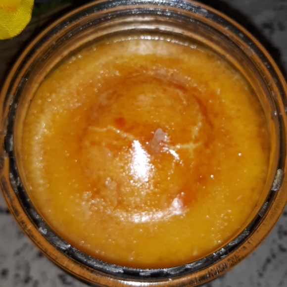 🆕️LAST 1❣ORANGE BUTTERCREAM CUPCAKE 18 OZ🌻 - Picture 5 of 6